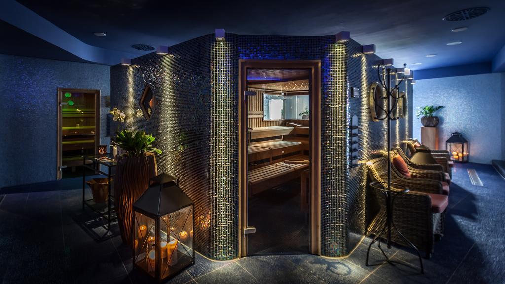 4 Hotel Rust Ngoại thất bức ảnh